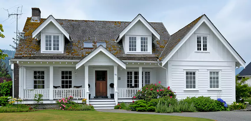 Professional Roofing and Siding Services in Spring Valley, CA