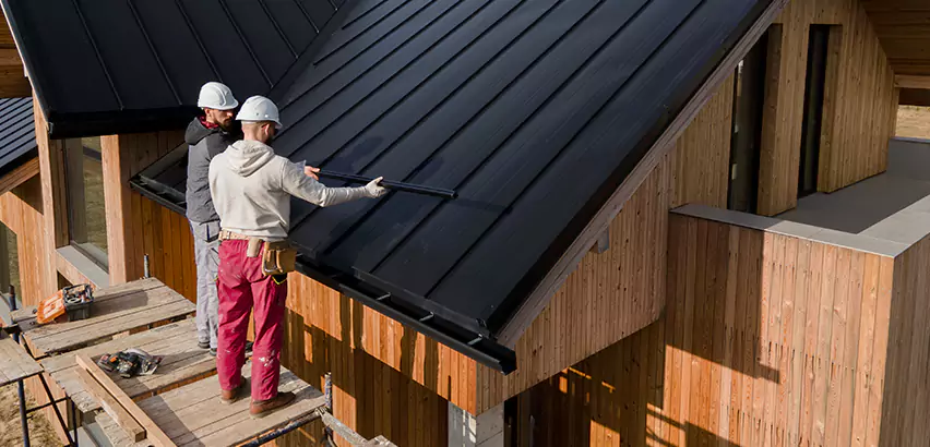 Metal Roof Maintenance in Spring Valley