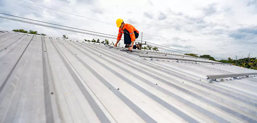 Metal Roof Repairs in Spring Valley