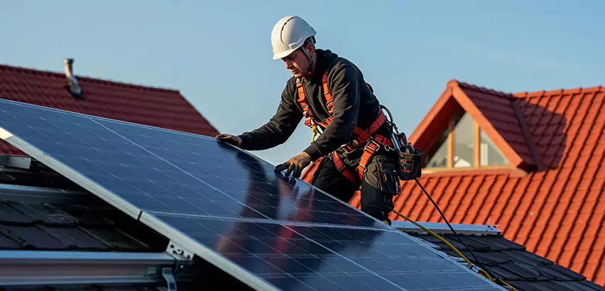 Solar Panels on Steel Roof Installation in Spring Valley